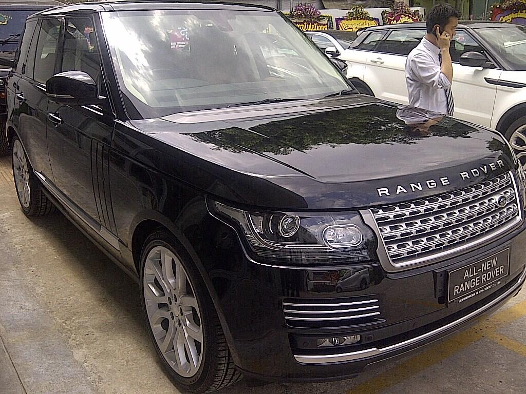 RANGE ROVER 3.0 AUTOBIOGRAPHY V6 SUPERCHARGE READY STOCK ATPM