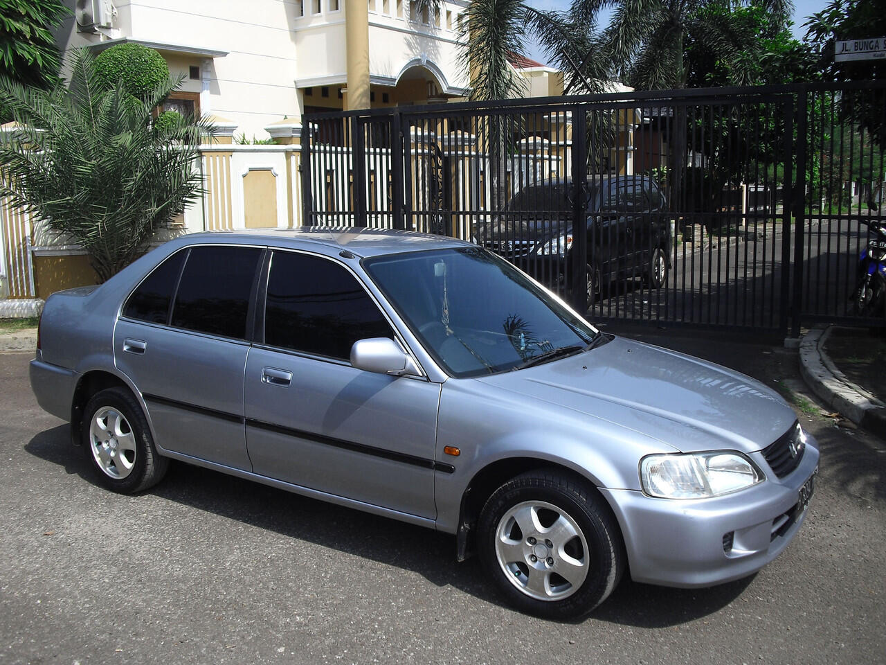 HONDA CITY Z VTEC M/T THN 2000 ORIGINAL