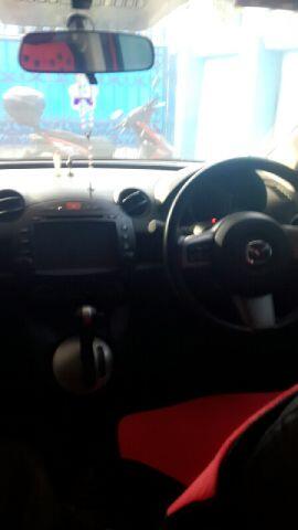 jual mazda 2 V AT merah cantik istimewa