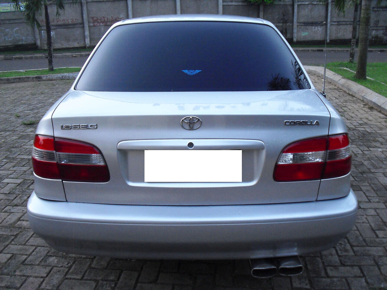TOYOTA NEW COROLLA 1.8 SEG M/T THN 2000
