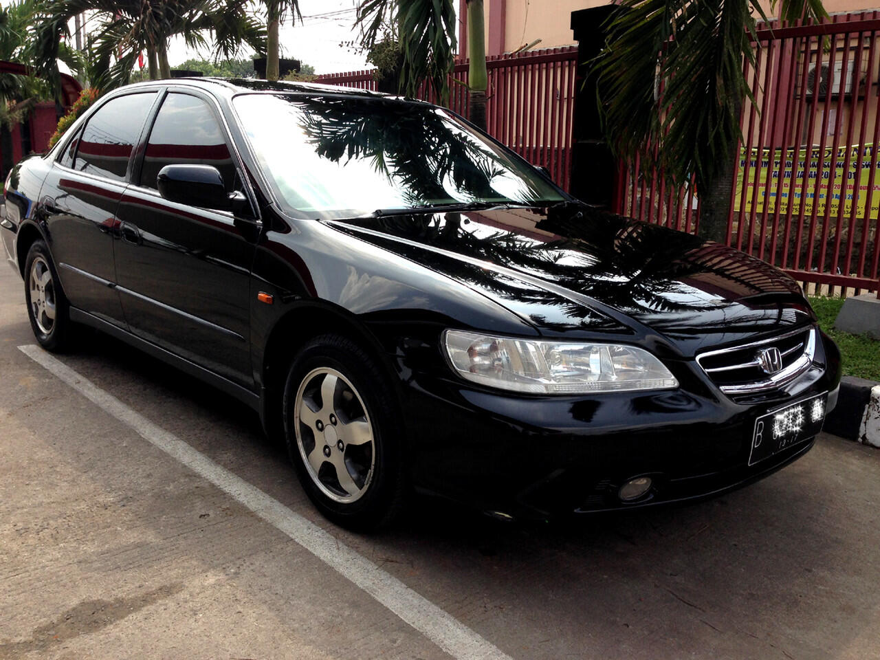 Honda Accord VTI 2002 MT - Black Beauty <<<<<<<<<<<<
