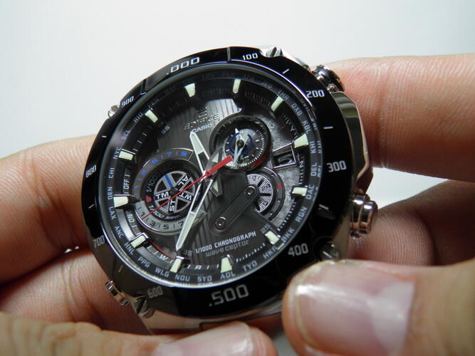 kelebihan casio edifice
