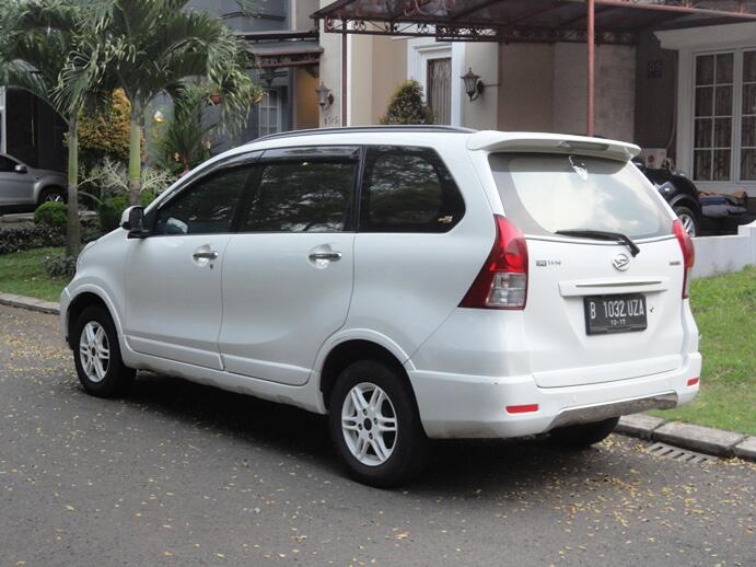 Jual Cepat Daihatsu All New Xenia 1.3 R Attivo 2012 Putih Terawat Mulussss