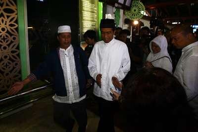 Ada Hasyim Muzadi dan Alwi Shihab, Ini Rombongan Umrah Jokowi