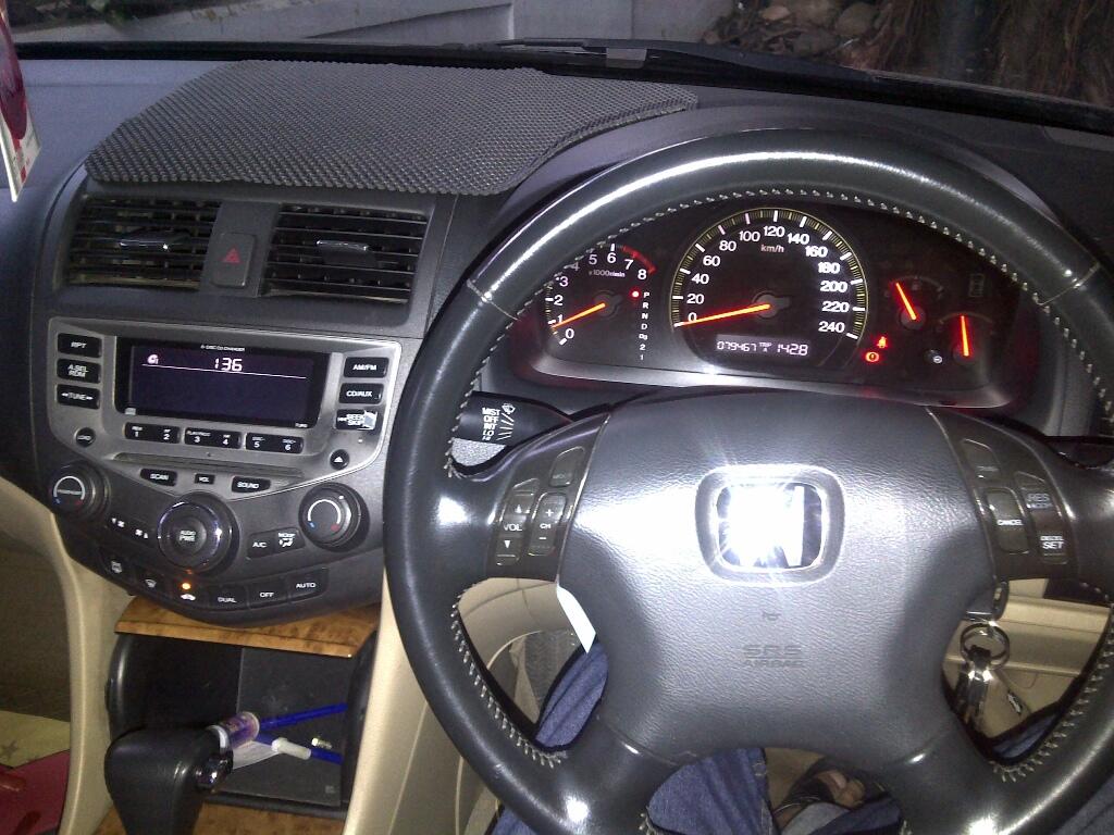 JUAL ; AGan ane mau Jual Mobil kesayangan nih Honda Accord 2003 VTIL