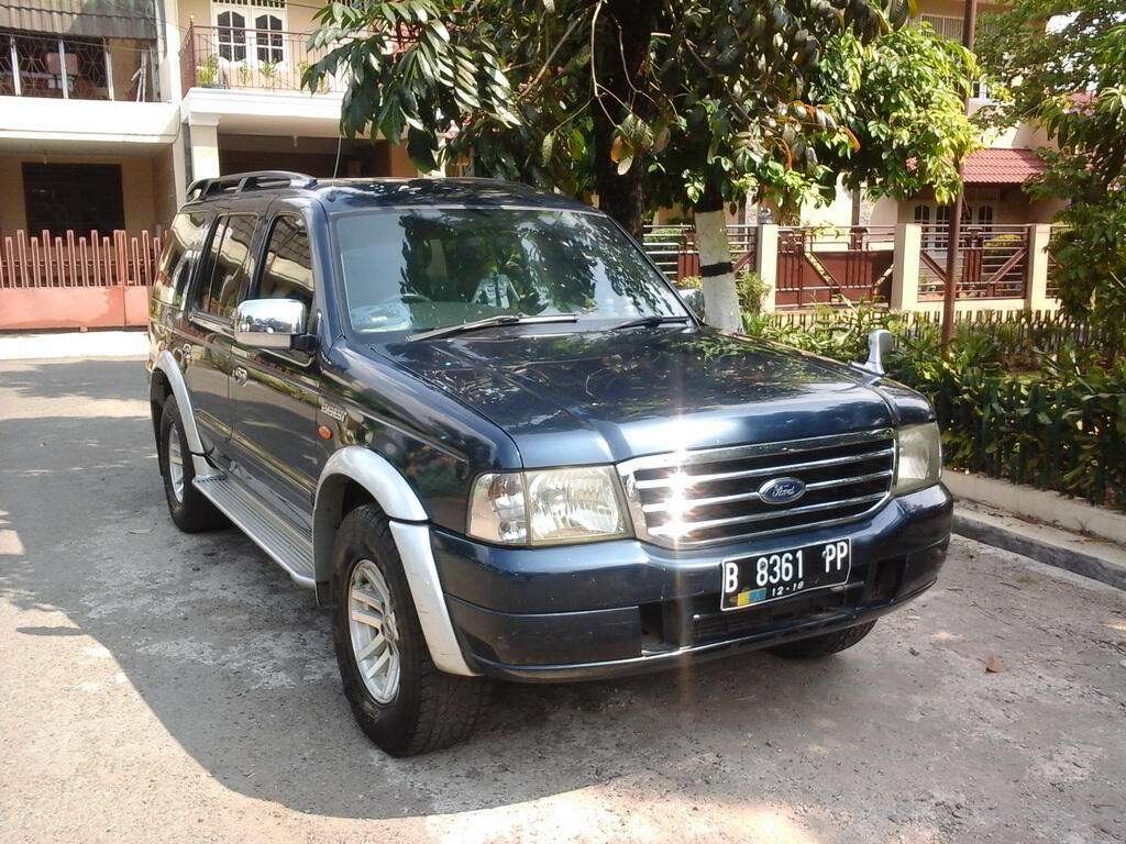 Ford everest 2003