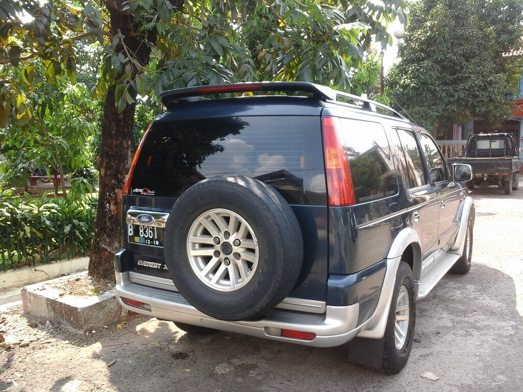Ford everest 2003