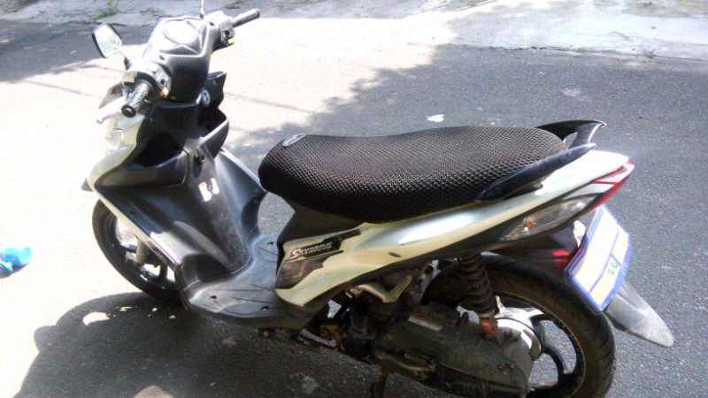 suzuki skydrive putih 2011 plat b posisi sentul city bogor