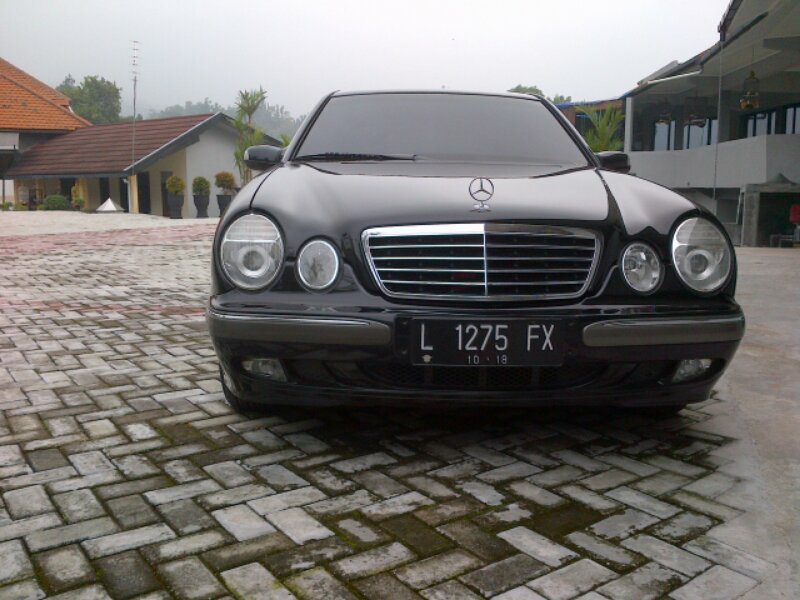 dijual mercy E320 sunroof 2001