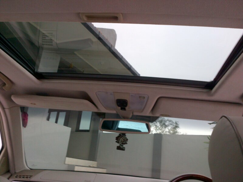 dijual mercy E320 sunroof 2001