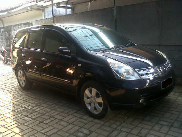 NISSAN GRAND LIVINA XV 1.8 A/T Th.2010