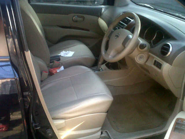 NISSAN GRAND LIVINA XV 1.8 A/T Th.2010