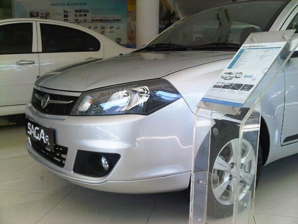 Mobil Murah Proton Saga Flx murah irit cocok buat sehari hari