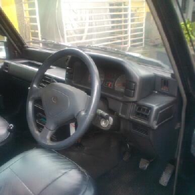 Daihatsu Taft Rocky 4WD Independent Hitam Terawat