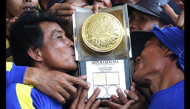 Perbedaan Kalpataru dengan Adipura