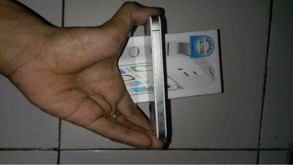 Iphone 4s 32gb white lengkap
