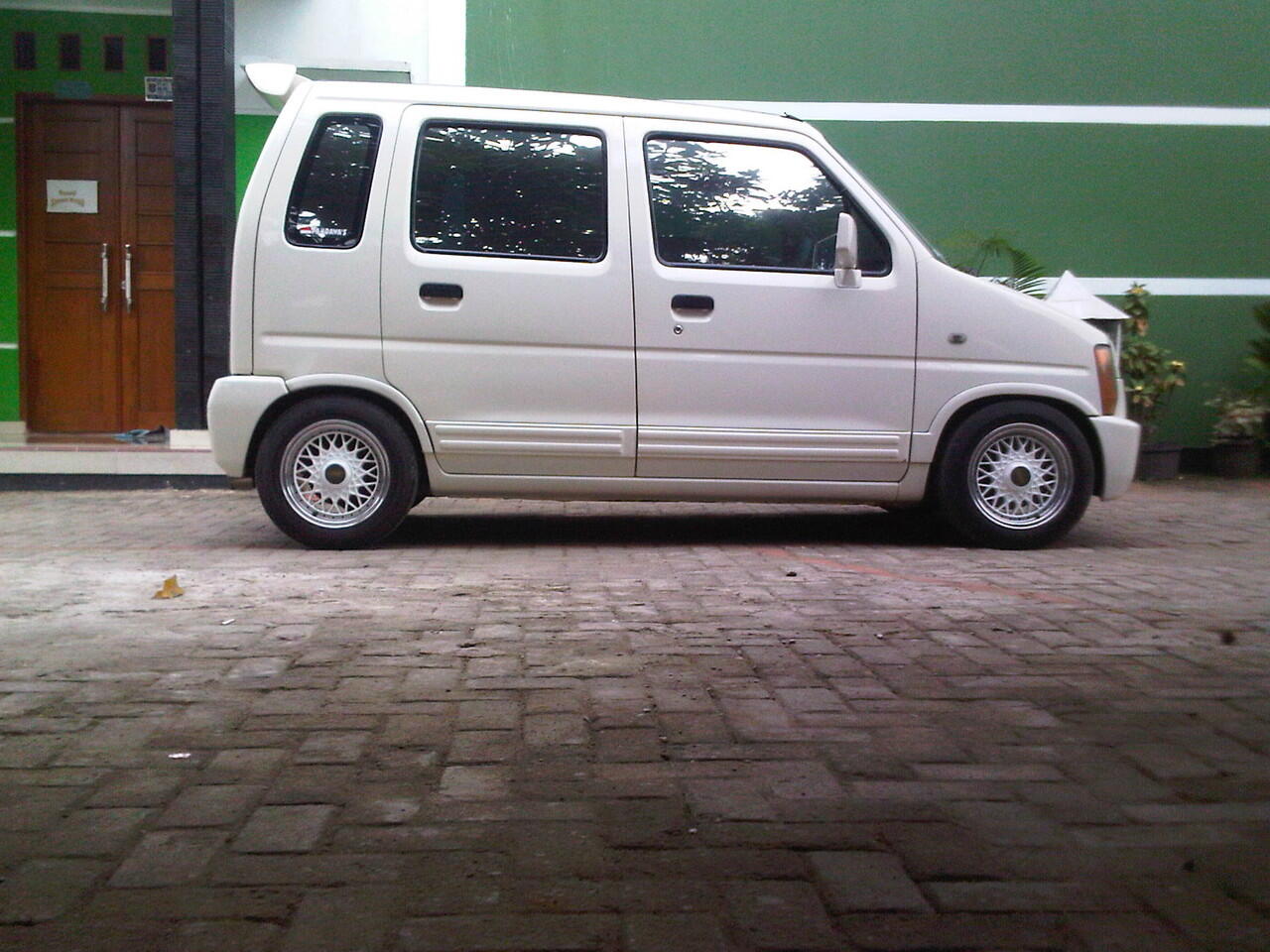 Suzuki Karimun Putih istimewa (2003)
