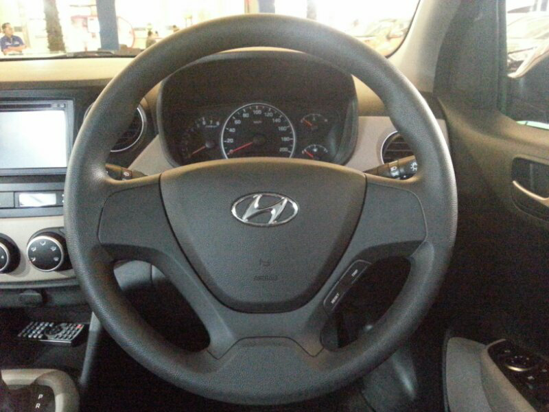 PAKET LEBARAN Hyundai Grand i10 TerBaru 2014 DP 50 JUTAan