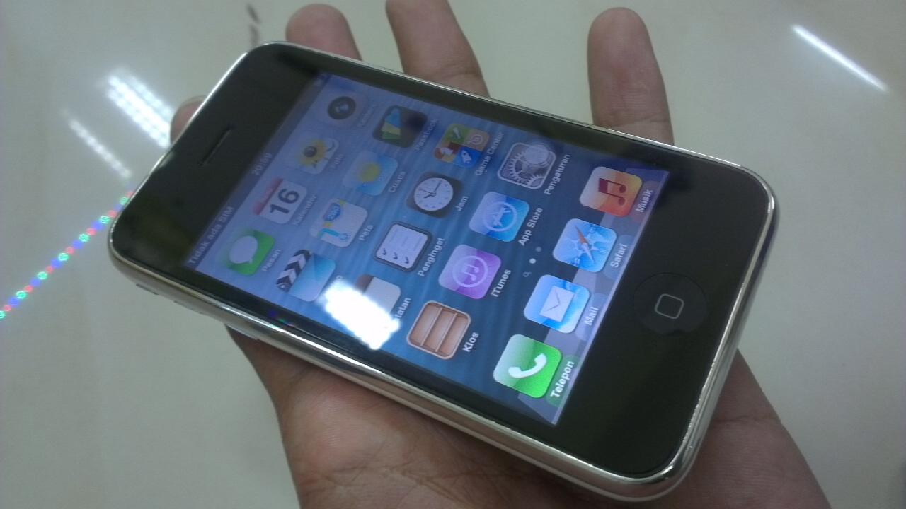Jual / TT Iphone 3Gs 16GB White Cod Depok