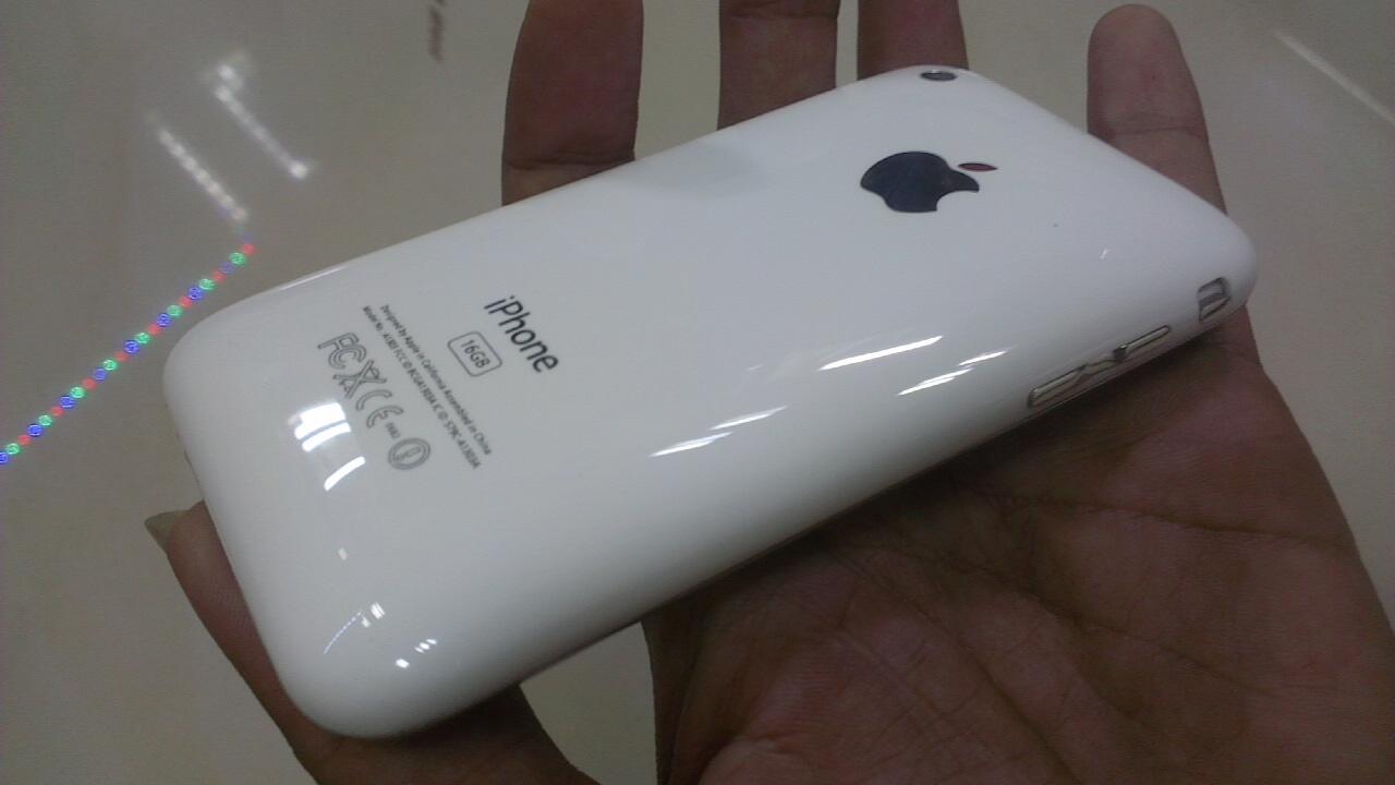 Jual / TT Iphone 3Gs 16GB White Cod Depok