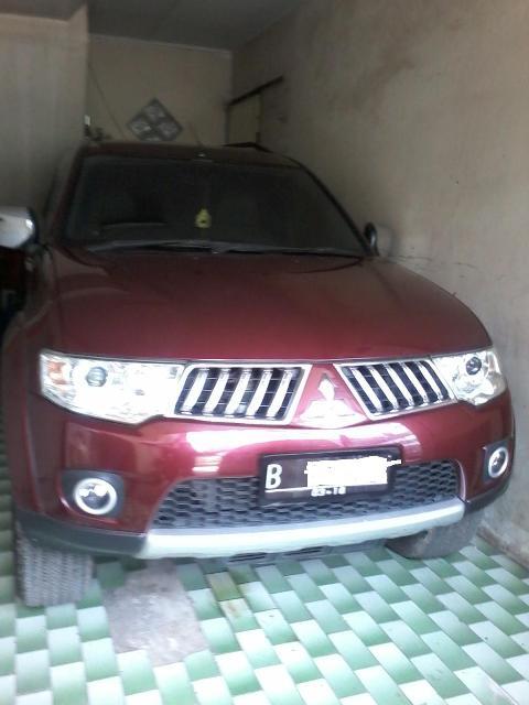 Mitsubishi Pajero Sport Exceed RED 2011
