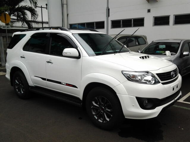 Toyota Fortuner TRD Penawaran menarik khusus bulan ini