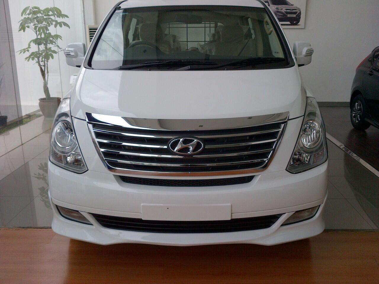 HYUNDAI H-1 XG CRDI READY STOK BUAT MUDIK !!!!
