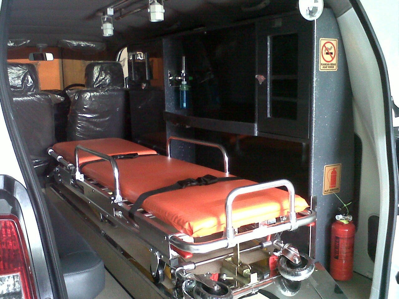 SUZUKI AMBULANCE Penawaran Terbaik Bisa Credit / Cash 0877 888 200 88