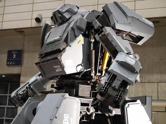 Kuratas (KR01) : Robot Mech Seberat 4.5 Ton yang Bisa Dikendarai Langsung