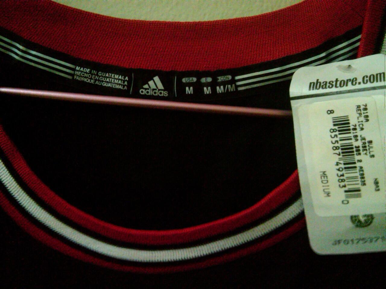 gelang basket rose bull dan jersey bulls deng