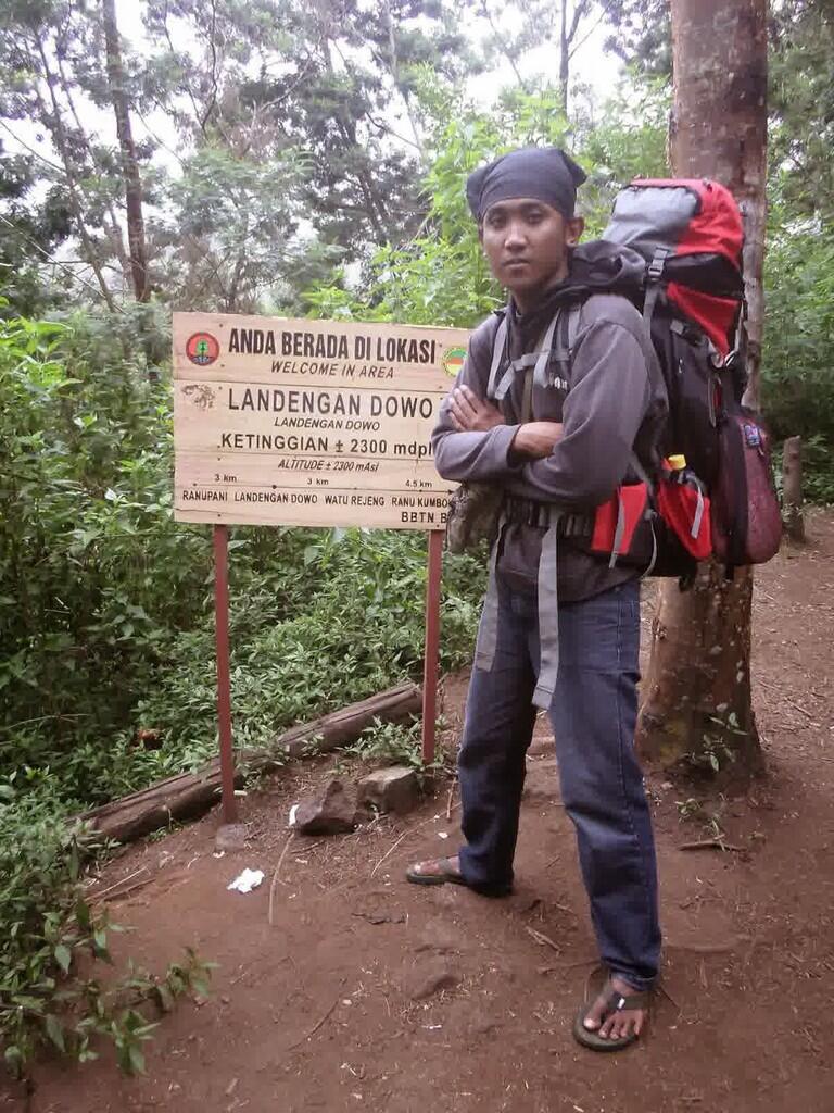 (Single Trip) Menuju Puncak Tertinggi Jawa