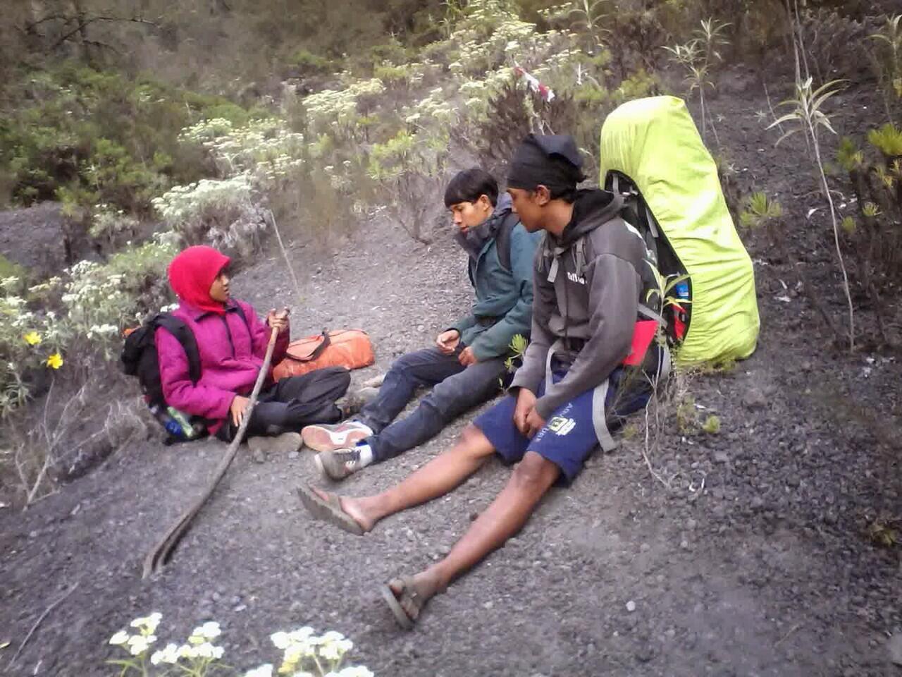 (Single Trip) Menuju Puncak Tertinggi Jawa