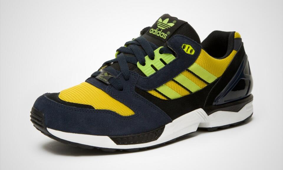 Terjual Sneakers Original Adidas  ZX  8000  Adidas  ZX  750 