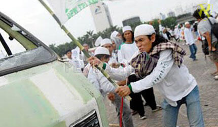 ( FPI In Action ) FPI : Rebut Dulu Kekuasan, Baru Ribut!