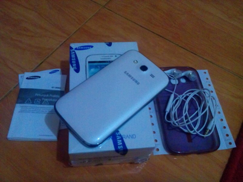 Dijual samsung galaxy grand duos white ex cewe muluss no baret apalagi boncel