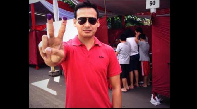 Foto Selfie Artis Saat PilPres 9 Juli 2014