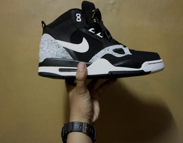 Nike Air FLight Legit Sneakers Head Masuk