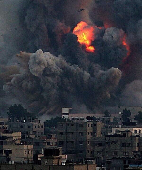 Gaza Under Attack!! #PrayForPalestine #PrayForGaza