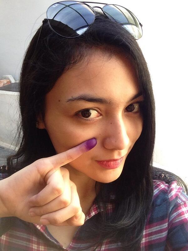 Foto Selfie Artis Saat PilPres 9 Juli 2014