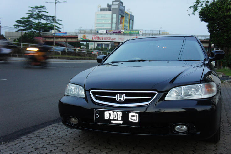 Honda Accord VTI 2002 MT - Black Beauty <<<<<<<<<<<<