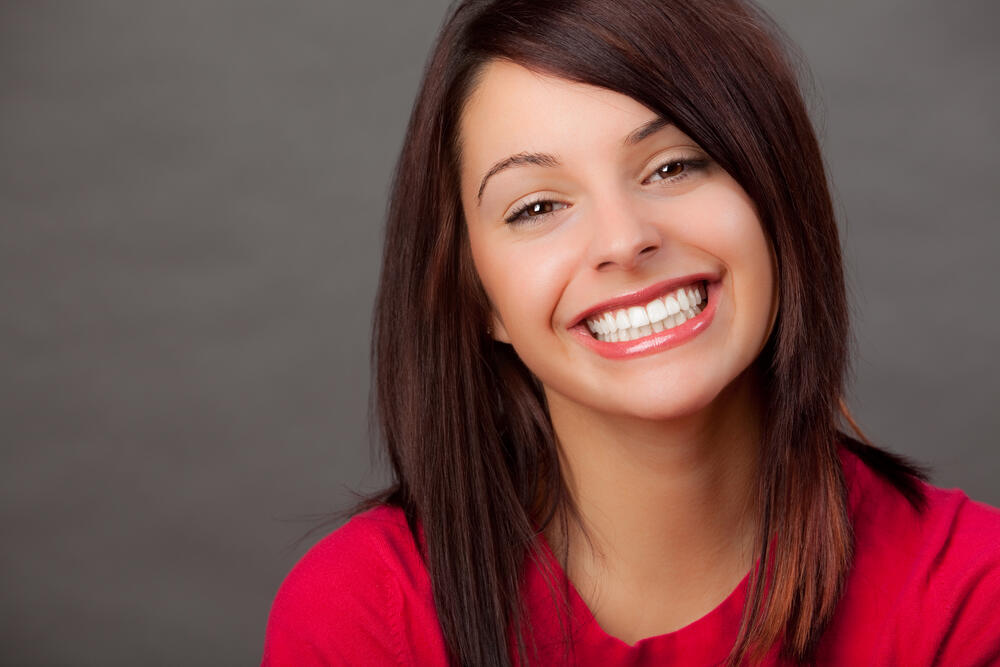 Rumus Senyum, biar kelihtan [LEBIH] gantenG, pD, cantiK. tampaN, BerwibawA Gan. 