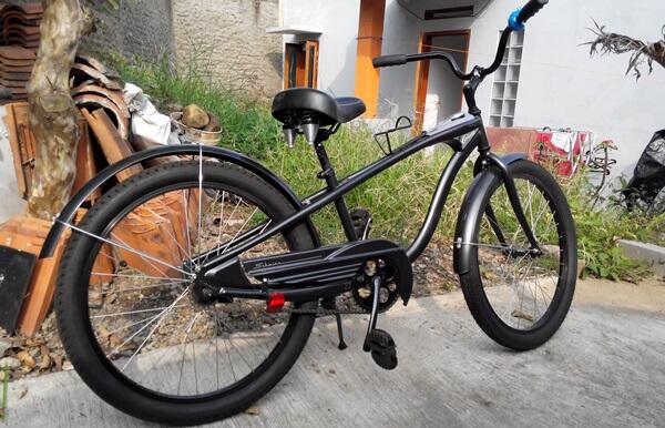 Terjual Sepeda CRUISER  SCHWINN CORVETTE BLACK bandung KASKUS