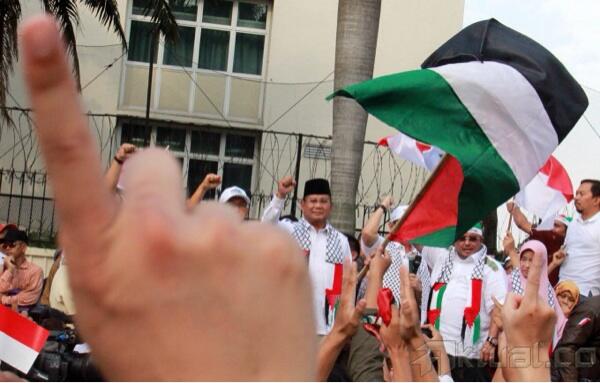 Prabowo Bantu Korban Kekejaman Israel di Palestina Rp 1 Milyar