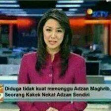 *diduga tidak kuat menunggu adzan magrib si kakek nekat adzan sendiri*