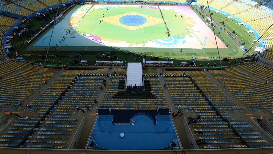 Gemerlap Suasana &quot;Closing Ceremony World Cup Brazil 2014&quot; (Hot &amp; Seksi)