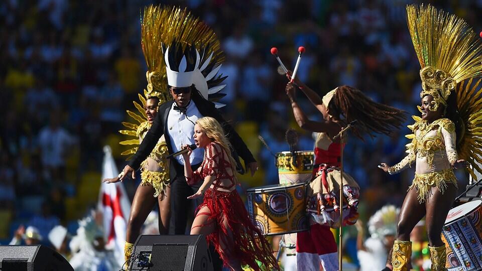 Gemerlap Suasana &quot;Closing Ceremony World Cup Brazil 2014&quot; (Hot &amp; Seksi)