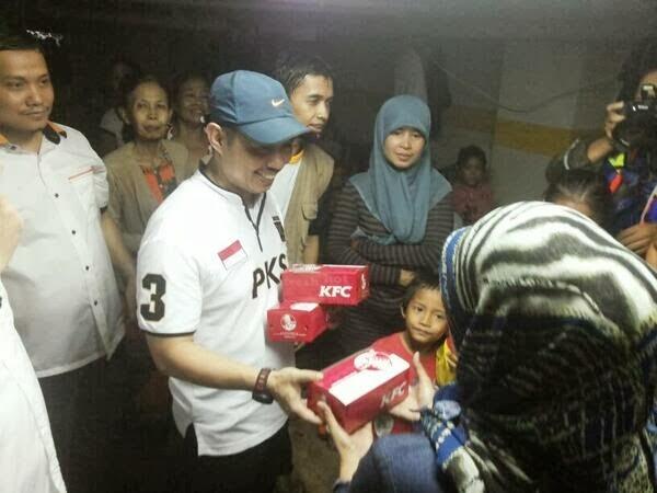 Dinilai mendukung Persenjataan Israel, Massa Unjuk Rasa Boikot KFC Lhokseumawe Aceh 