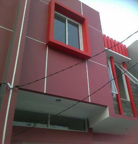 DI JUAL RUMAH 2 1/2 Lantai MINIMALIS MODERN BREND NEW