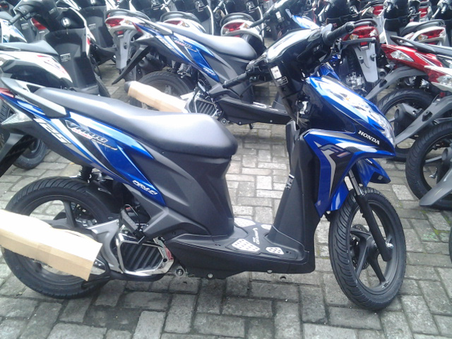 VARIO TECHNO ISS CBS CASH ATAU KREDIT MOTOR MURAH DISKON BESAR