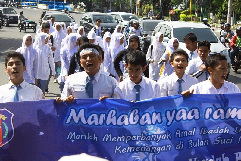 Penjual Makanan Saat Ramadhan